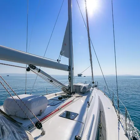 Bavaria Cruiser 46- Josip スプリト