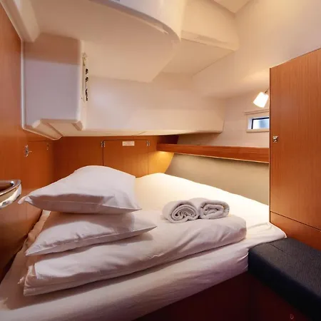 Bavaria Cruiser 46- Josip * スプリト